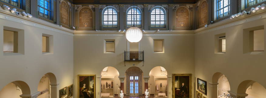 Cover for King Sculpture Court