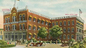 Thumbnail for A Look Around Downtown Fargo