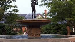 Thumbnail for East Lake Forest Walking Tour